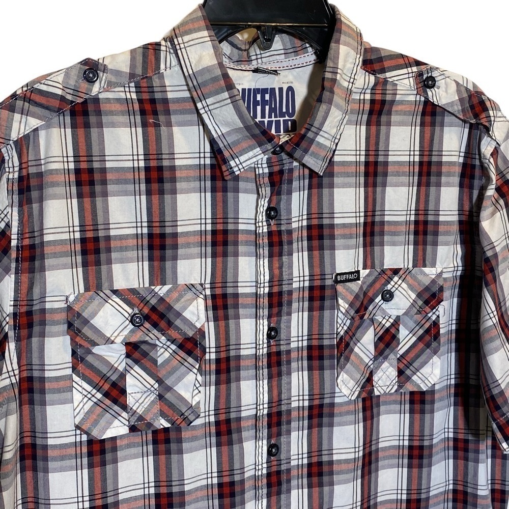 Buffalo David Bitton Men's Large Gray red plaid button up short sleeve shirt